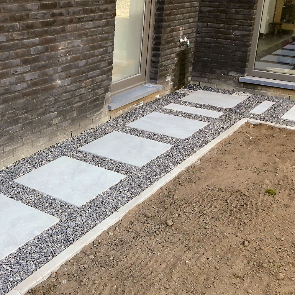 Pad in tegels